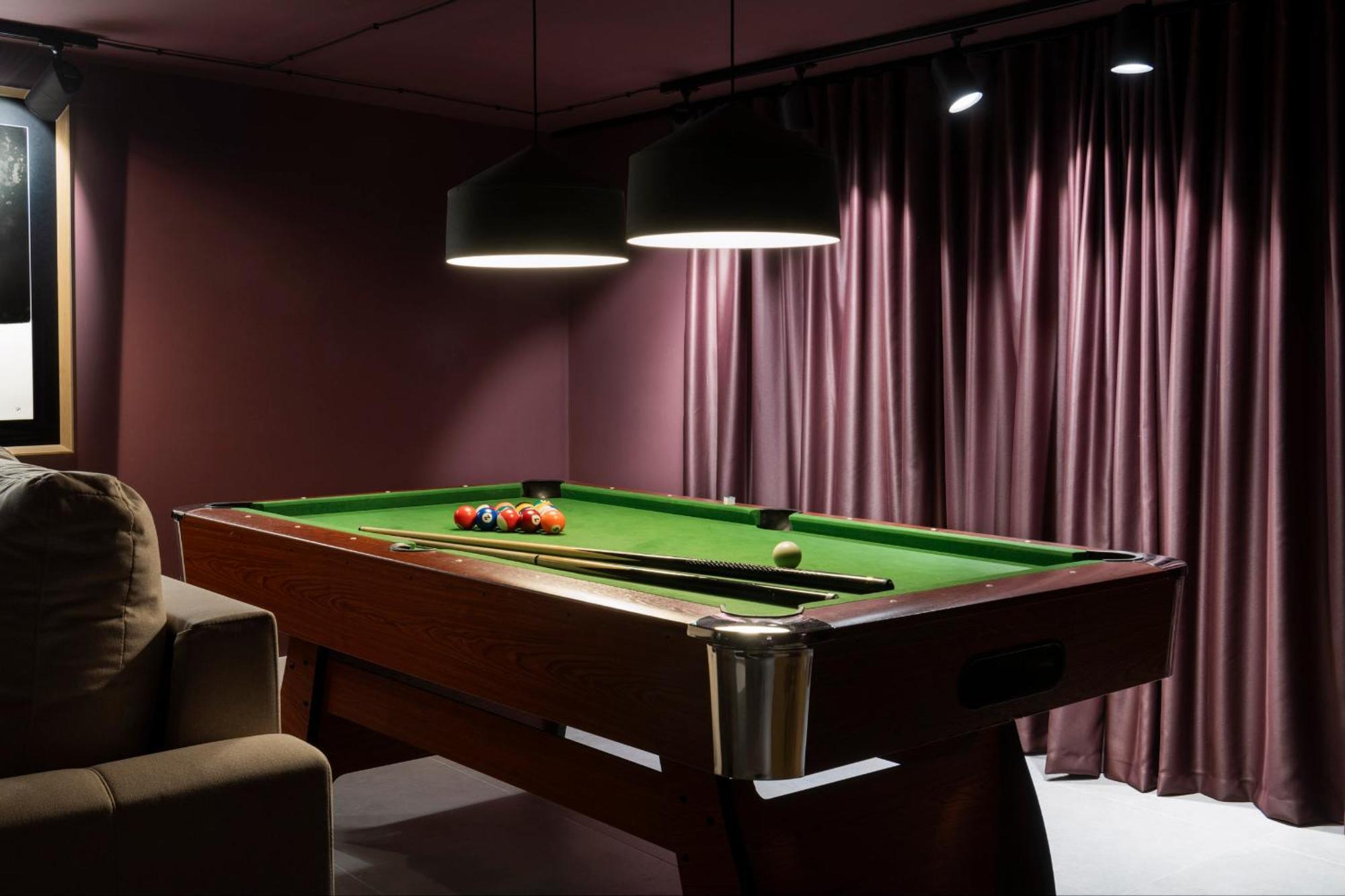 Monkeys Trastamara Billiard Apartment *